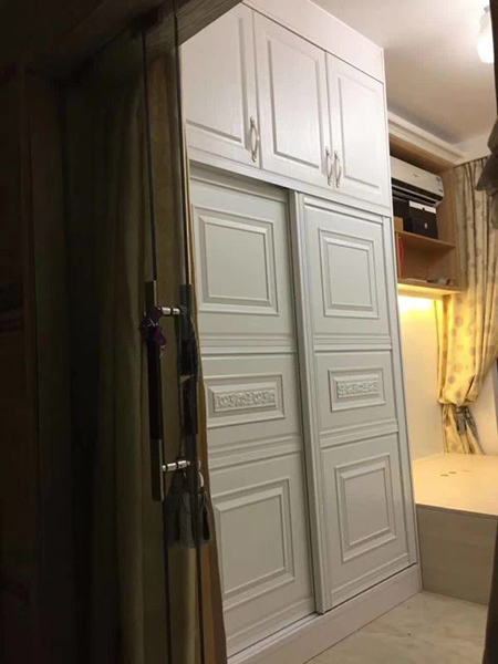 卧室欧式衣柜定制